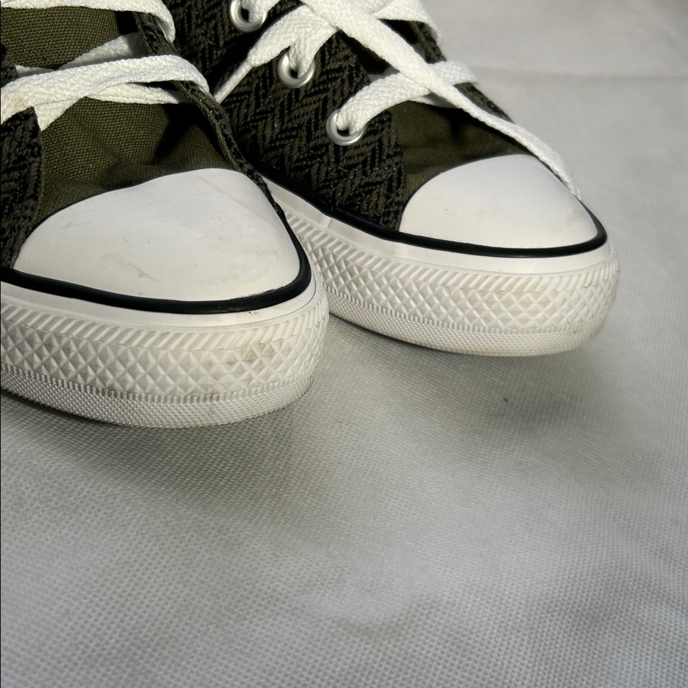 Women’s size 11 Converse Chuck Taylor All Star High 'Herringbone - Utility' - Picture 2 of 14